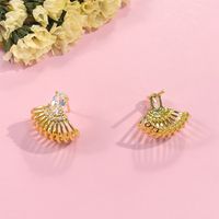 1 Pair Modern Style Shiny C Shape Lines Shell Plating Hollow Out Inlay Copper Zircon 18K Gold Plated Ear Studs sku image 2