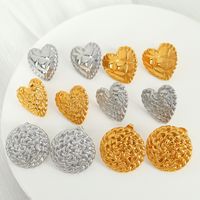 1 Pair Vintage Style Simple Style Circle Heart Shape Titanium Steel 18K Gold Plated Ear Studs main image 1