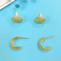 1 Pair Modern Style Shiny C Shape Lines Shell Plating Hollow Out Inlay Copper Zircon 18K Gold Plated Ear Studs main image 3