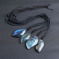 Simple Style Stone Natural Crystal Labradorite Pendant Necklace In Bulk sku image 2