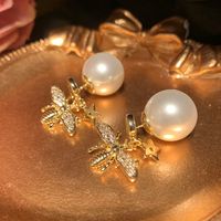1 Pair Elegant Lady Modern Style Bee Inlay Copper Artificial Pearls Zircon Ear Studs sku image 1