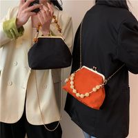 Women's Medium Silk Solid Color Elegant Vintage Style Lock Clasp Crossbody Bag main image 3