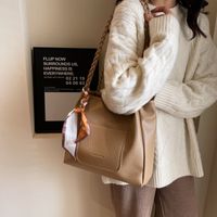 Femmes Moyen Faux Cuir Couleur Unie De Base Style Classique Fil À Coudre Fermeture Éclair Sac À Main main image 9