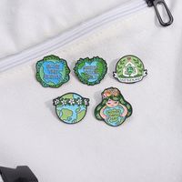 Cartoon Style Cute Earth Letter Plant Alloy Stamping Stoving Varnish Plating Unisex Brooches main image 1