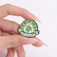Cartoon Style Cute Earth Letter Plant Alloy Stamping Stoving Varnish Plating Unisex Brooches main image 5