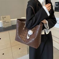 Women's Large Pu Leather Solid Color Lingge Basic Classic Style Zipper Tote Bag sku image 1