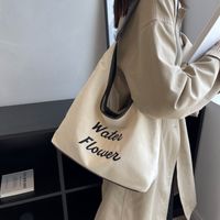 Mujeres Medio PC Letra Estilo Preppy Estilo Clásico Hebilla Magnética Bolso De Mano main image 2