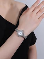 Elegant Simple Style Commute Solid Color Lathe Buckle Electronic Women's Watches main image 1