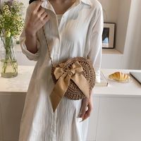 Women's Medium Straw Solid Color Vacation Beach Ribbon Weave Round Zipper Straw Bag main image 4