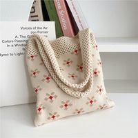 Women's Medium Knit Flower Basic Classic Style Square Open Shoulder Bag sku image 2