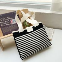 Women's Medium Knit Stripe Classic Style Buckle Tote Bag sku image 1