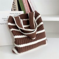 Women's Medium Knit Stripe Basic Classic Style Square Open Handbag sku image 2