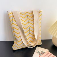 Women's Medium Knit Geometric Basic Classic Style Square Open Shoulder Bag sku image 1