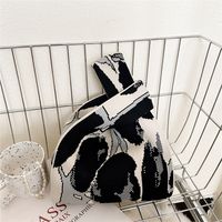 Women's Small Knit Houndstooth Stripe Butterfly Classic Style Square Open Handbag sku image 3