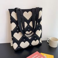 Women's Medium Knit Heart Shape Basic Classic Style Open Shoulder Bag sku image 3