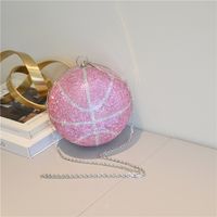 Mujeres Medio Taladro De Goma Satén Metal Bola Elegante Estilo Vintage Cerrar Bolso De Noche sku image 3