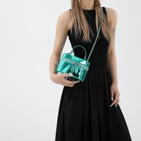 Women's Medium Pu Leather Solid Color Classic Style Streetwear Oval Zipper Crossbody Bag sku image 2
