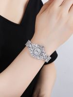 Elegante Glamour Lujoso Color Sólido Hebilla De Torno Cuarzo Relojes De Mujer sku image 1