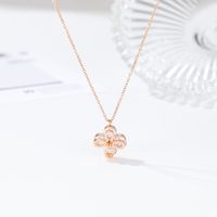 304 Stainless Steel Rose Gold Plated Elegant Sweet Simple Style Plating Inlay Flower Zircon Pendant Necklace main image 2