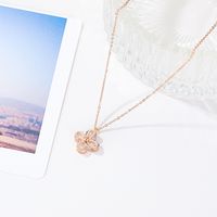 304 Stainless Steel Rose Gold Plated Elegant Sweet Simple Style Plating Inlay Flower Zircon Pendant Necklace main image 3