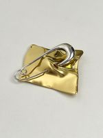 Simple Style Paper Clip Waves Alloy Plating Women's Brooches sku image 1