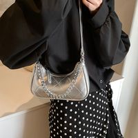 Women's Medium Pu Leather Solid Color Classic Style Zipper Underarm Bag main image 4
