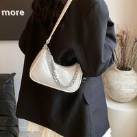 Women's Medium Pu Leather Solid Color Classic Style Zipper Underarm Bag main image 3