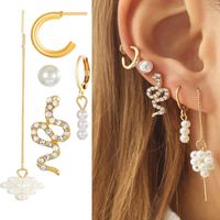 1 Set Elegant Lady Modern Style Geometric Snake Inlay Alloy Artificial Pearls Earrings Ear Studs main image 1