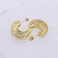 1 Paire Glamour Style Simple Demi-Cercle Placage Incruster Le Cuivre Zircon Plaqué Or 18K Boucles D'Oreilles main image 4