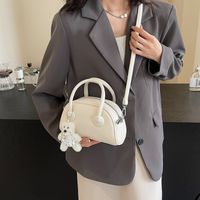 Women's Medium Pu Leather Solid Color Basic Streetwear Sewing Thread Zipper Crossbody Bag main image 4