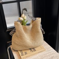 Women's Vacation Beach Solid Color Straw Shopping Bags main image 10