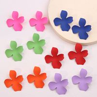 1 Pair Simple Style Flower Stoving Varnish Alloy Ear Studs main image 1