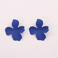 1 Pair Simple Style Flower Stoving Varnish Alloy Ear Studs main image 5