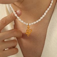 Freshwater Pearl Titanium Steel 18K Gold Plated Vintage Style French Style Modern Style Snake Pendant Necklace main image 6
