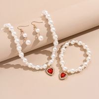 Elegant Einfacher Stil Glänzend Herzform Künstliche Perle Legierung Perlen Inlay Strasssteine Frau Schmuck-Set main image 6