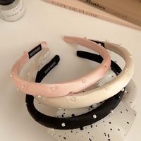 Women's Simple Style Solid Color Cloth Pearl Hair Band main image 4