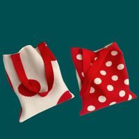 Women's Medium Knit Polka Dots Vintage Style Classic Style Square Open Shoulder Bag sku image 3