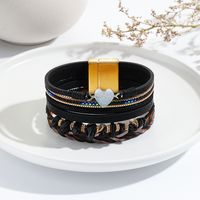 Style Ethnique Style Classique Forme De Cœur Faux Cuir Incruster Strass Femmes Bracelets main image 1