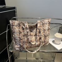 Women's Vintage Style Classic Style Color Block Plaid Cloth Shopping Bags main image 2