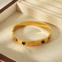 304 Stainless Steel 18K Gold Plated Vintage Style Simple Style Enamel Plating Petal Bangle main image 5