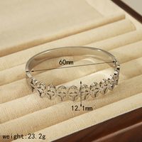 304 Stainless Steel 18K Gold Plated Simple Style Commute Plating Leaf Petal Bangle sku image 2