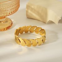 304 Stainless Steel 18K Gold Plated Vintage Style Formal Simple Style Plating Water Droplets Bangle main image 4