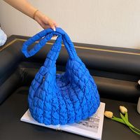 Women's Large Nylon Solid Color Streetwear Zipper Cloud Shape Bag sku image 5