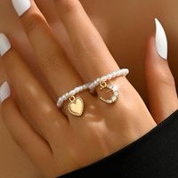 Simple Style Classic Style Moon Artificial Pearl Alloy Beaded Women's Rings main image 2