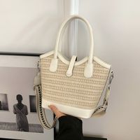 Women's Medium Straw Solid Color Vacation Classic Style Weave Zipper Tote Bag main image 2