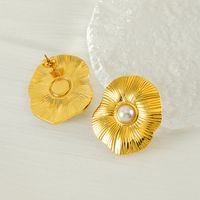 1 Pair Sweet Simple Style Leaf Flower Plating Inlay 304 Stainless Steel Pearl 18K Gold Plated Ear Studs main image 3