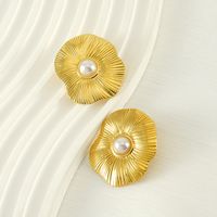 1 Pair Sweet Simple Style Leaf Flower Plating Inlay 304 Stainless Steel Pearl 18K Gold Plated Ear Studs main image 5