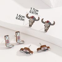 1 Set Modern Style Classic Style Cattle Boots Wood Ear Studs main image 2