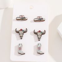 1 Set Modern Style Classic Style Cattle Boots Wood Ear Studs main image 4