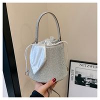 Women's Small Pu Leather Solid Color Bow Knot Elegant Cylindrical Zipper Bucket Bag main image 2